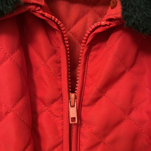 Red Faux Fur Collar Vest by I. N. Studio. REMOVABLE collar—Two Vests in One! - Picture 5 of 16